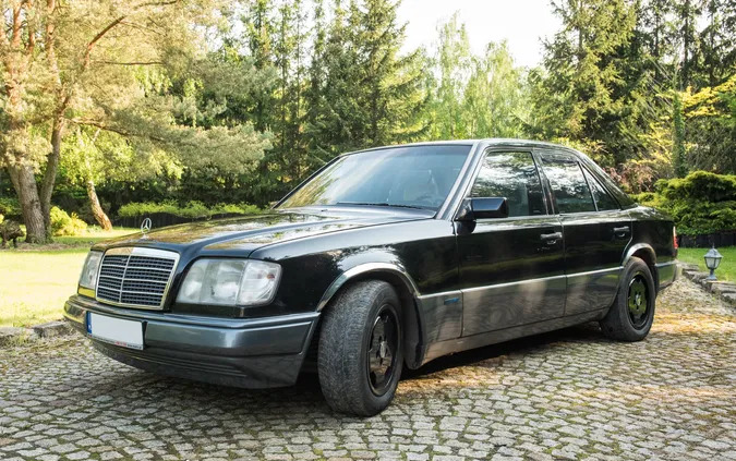bełchatów Mercedes-Benz Klasa E cena 38000 przebieg: 416143, rok produkcji 1993 z Bełchatów